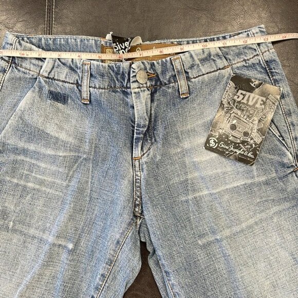 (21) 5ive Jungle & Co Women's Jean Shorts - Picture 3 of 8